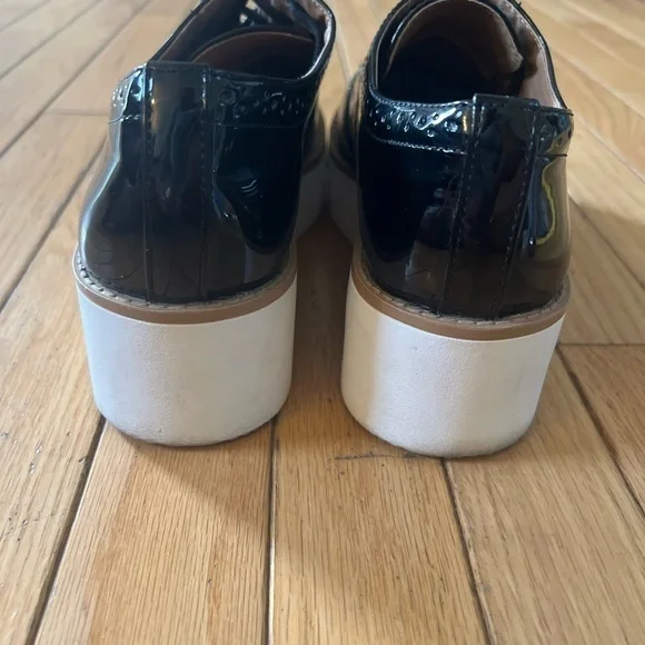 Madden Girl G-class Oxfords Platform Shoes  size 9M Black Glossy Y2K Preppy - Picture 3 of 7